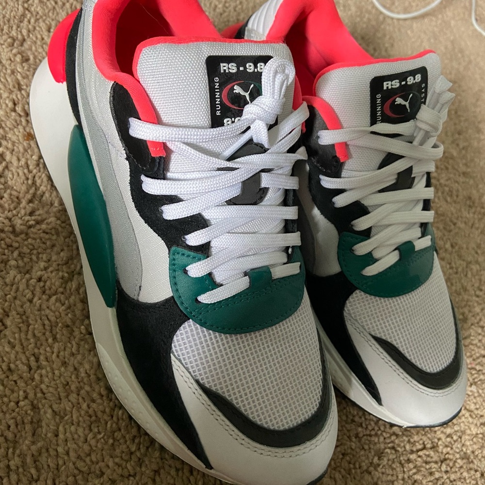 Pumas RS 9.8 Size 6.5W no box